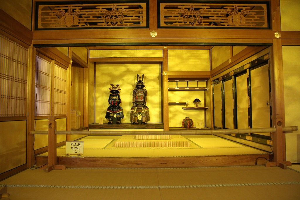 🏯 다쓰노 성(다쓰노조)